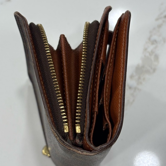 Louis Vuitton Monogram Bifold Zipper Wallet - Picture 10 of 12